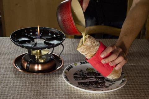 Auberge de Savièse / Fondue HotDog